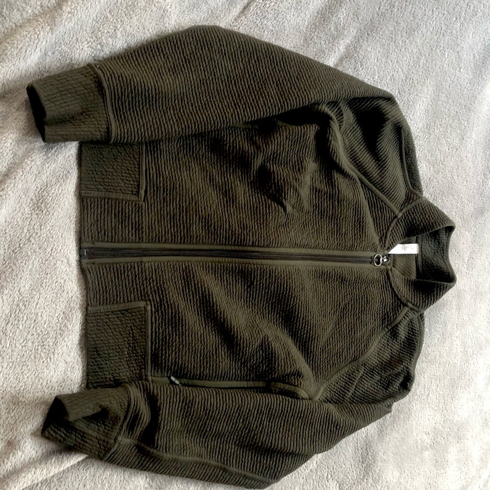 Lululemon On Repeat Bomber olive